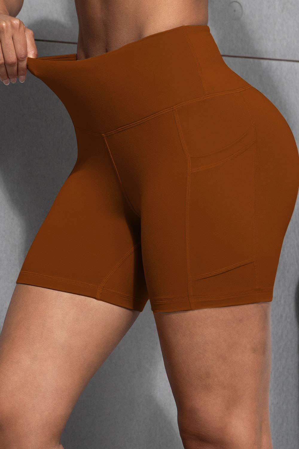 Solid color basic activewear sports yoga shorts with pockets