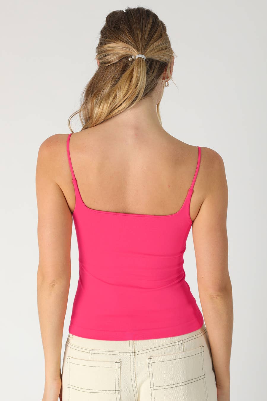 Nikibiki Clean Line Square Cami