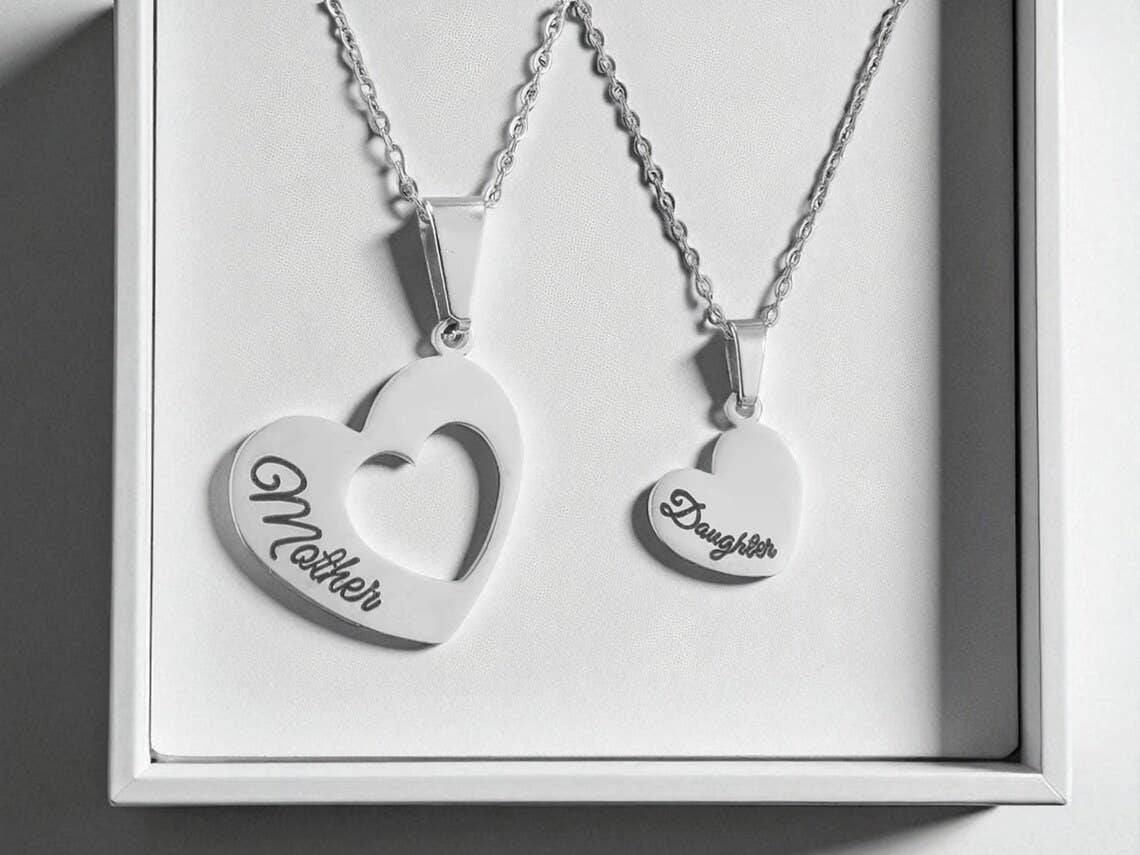 Mother Daughter Heart Necklace Set Matching Jewelry Pendant