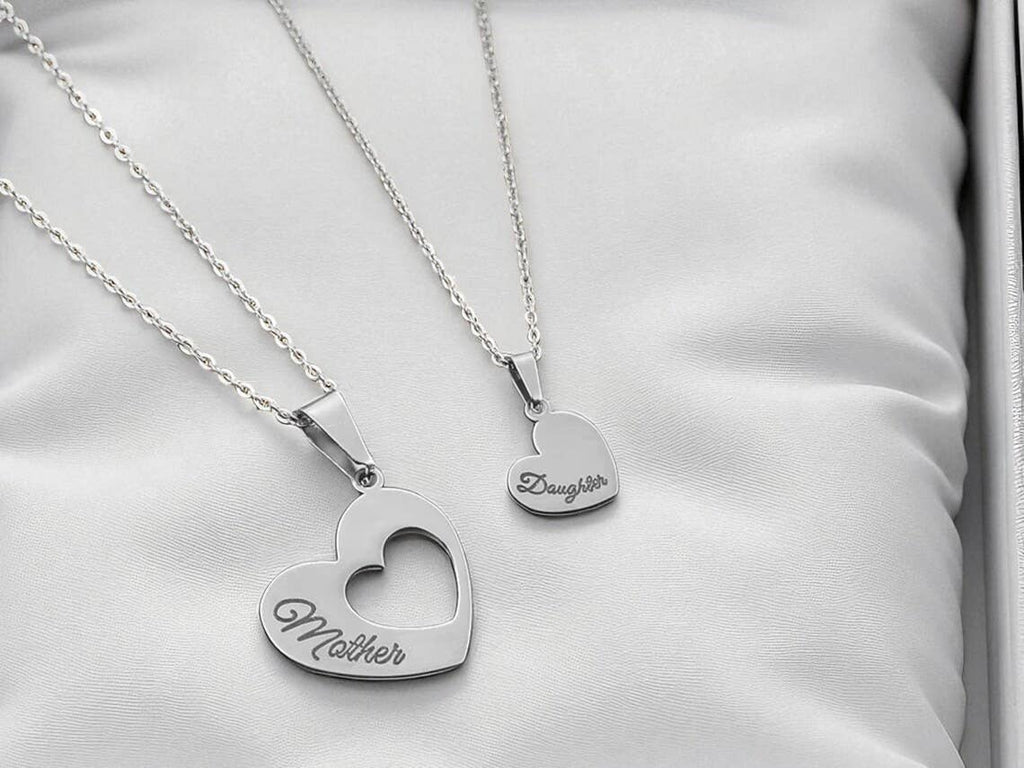 Mother Daughter Heart Necklace Set Matching Jewelry Pendant
