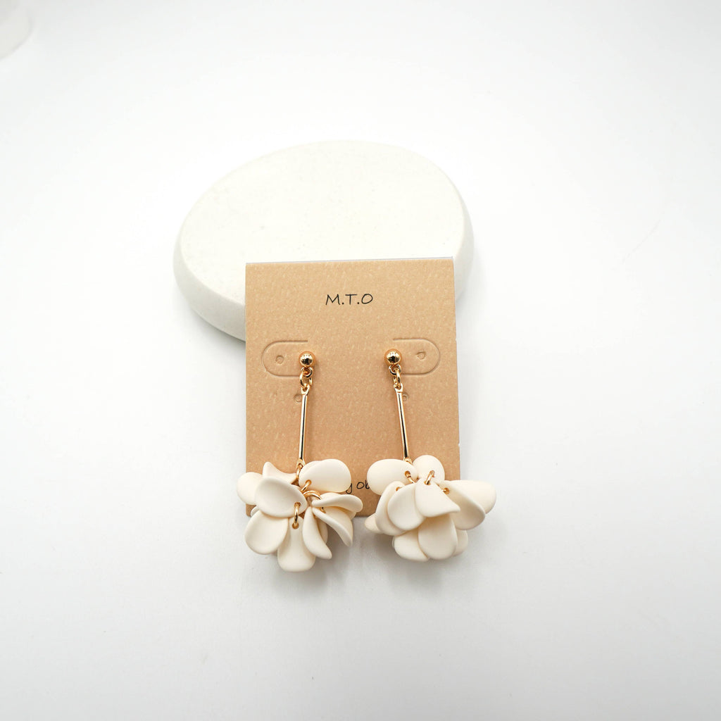 Ivory Resin Flower Drop Bar Earrings