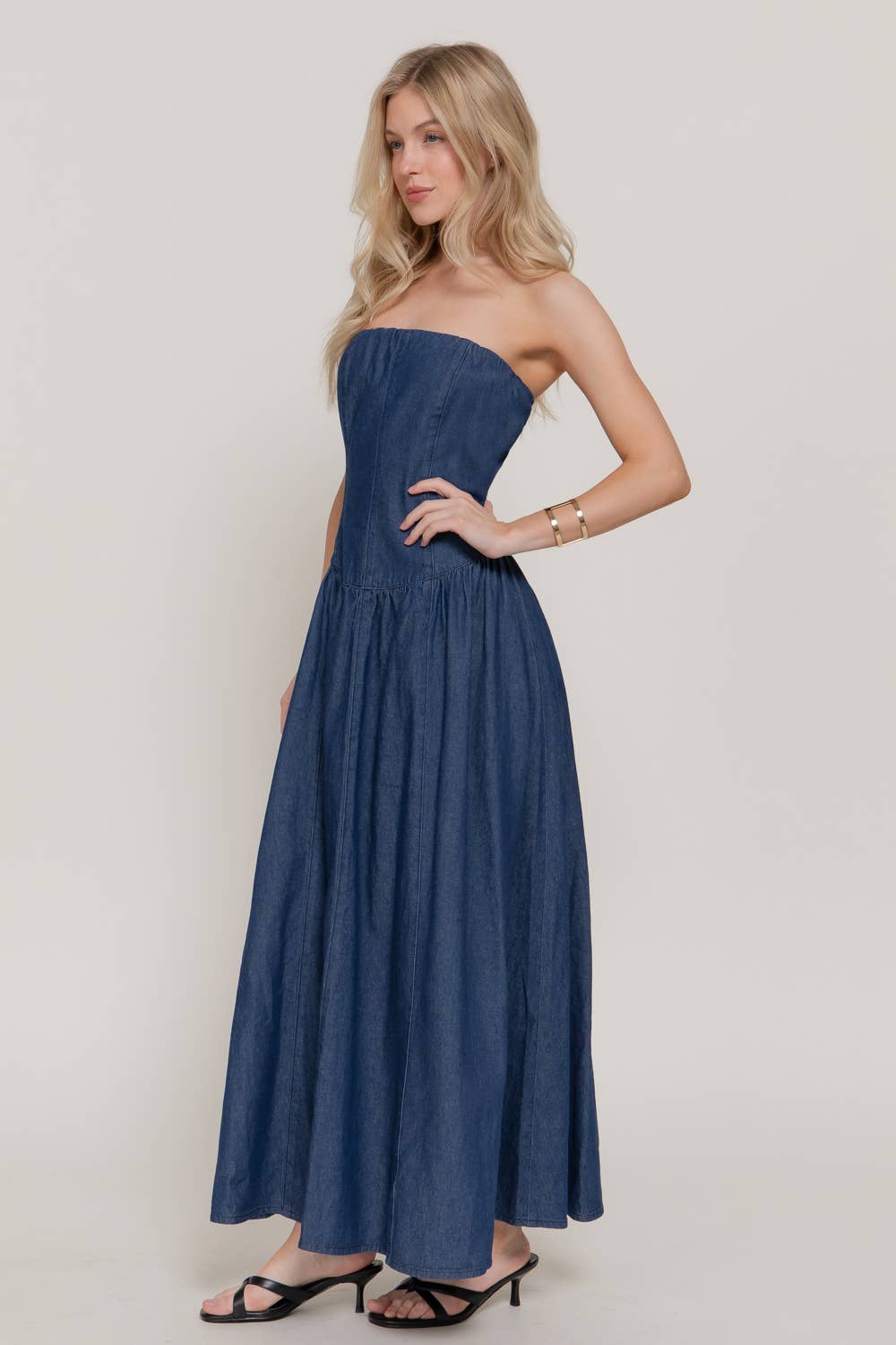 Straight Neckline Back Zipper Closure Denim Tube Midi Dress
