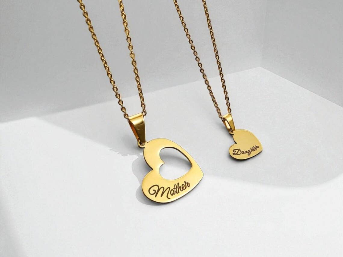 Mother Daughter Heart Necklace Set Matching Jewelry Pendant